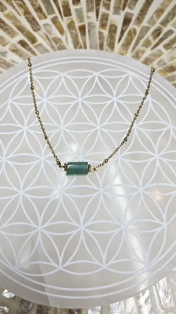 COLLIER CLEA DORE AVENTURINE VERTE A 02.webp