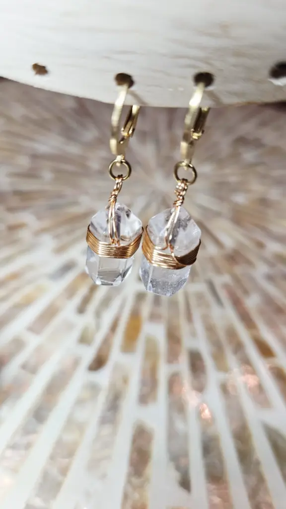 BOUCLE D'OREILLE POINTE 20MM CRISTAL DE ROCHE A