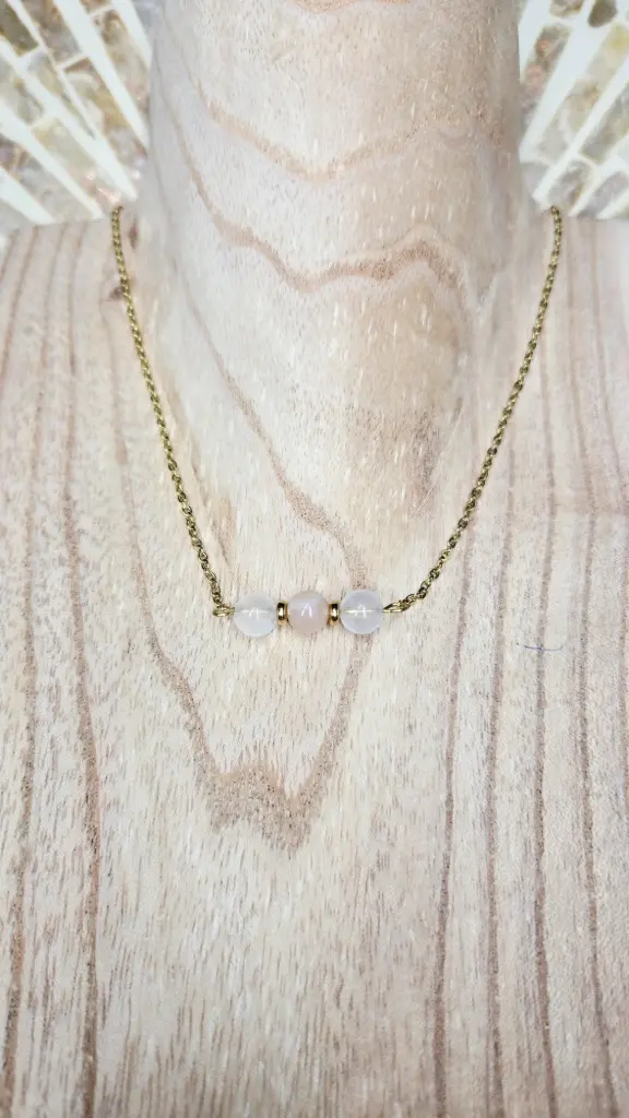 COLLIER TÉRÉLIA DORÉ QUARTZ ROSE, PIERRE DE LUNE A