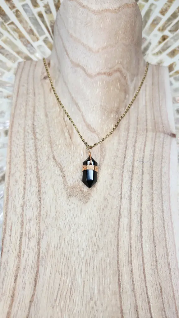 COLLIER BOHO DORE OBSIDIENNE A